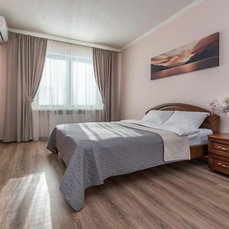 Осокорки Русовой 3 Lejlighed Kiev Eksteriør billede
